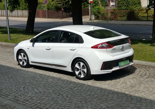 Hyundai IONIQ cena 72500 przebieg: 126700, rok produkcji 2018 z Białystok małe 596